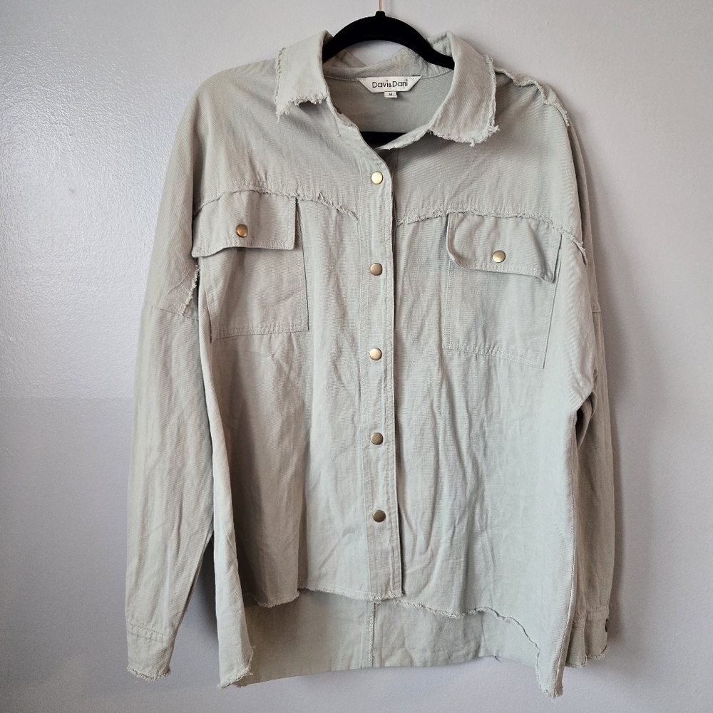 Davi & Dani Rock & Roll Graphic Shacket Sage Green Raw Hem Button Down Shirt - Picture 2 of 9